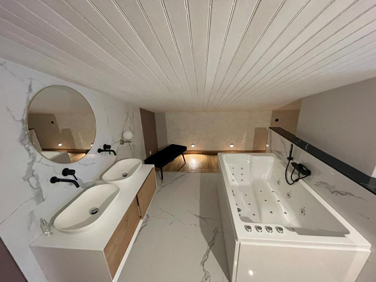 "Les Hauts Du Marquet" - Meuble De Tourisme 5 Etoiles - Gite De Groupe 15 Personnes En Cevennes - Piscine A Debordement - Balneo - Sauna - Nature Saint Jean du Pin Eksteriør billede
